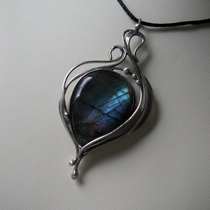 Labradorit medál - ékszer - nyaklánc - medál - Meska.hu