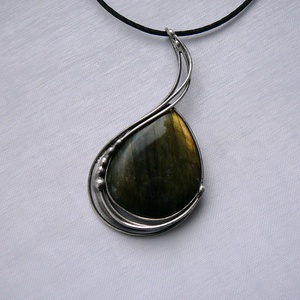 Labradorit medál - ékszer - nyaklánc - medál - Meska.hu