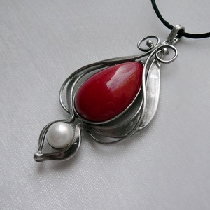 Jáde virág medál - Meska.hu