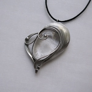 Hegyikristály szív medál - ékszer - nyaklánc - medálos nyaklánc - Meska.hu