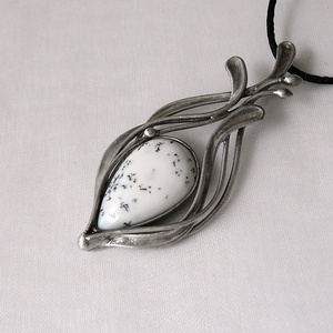 Merlinit medál - Meska.hu