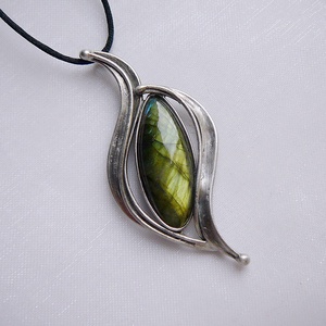 Labradorit medál - Meska.hu