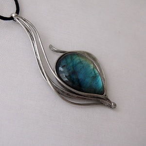 Labradorit medál - ékszer - nyaklánc - medál - Meska.hu