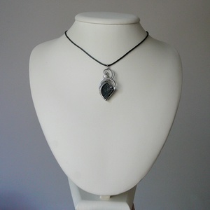 Fekete turmalin medál - ékszer - nyaklánc - medálos nyaklánc - Meska.hu