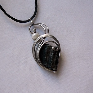 Fekete turmalin medál - ékszer - nyaklánc - medálos nyaklánc - Meska.hu