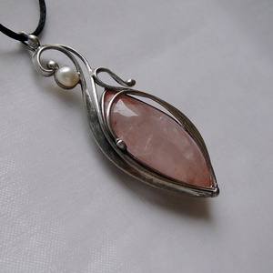 Rózsakvarc medál - Meska.hu