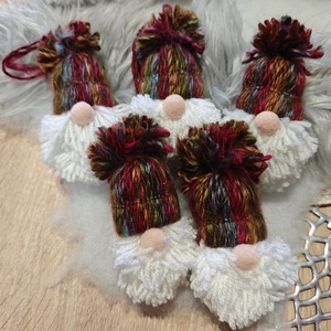 Kézműves karácsonyi manók - bordó cirmos 2, Karácsony, Karácsonyi lakásdekoráció, Karácsonyfadíszek, Mindenmás, MESKA