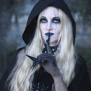 Kapucnis fantasy köpeny - fekete � Halloween, farsang, cosplay � MYTHOS - Meska.hu
