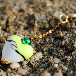 Zöld üvegszív charme kulcstartóra, nyakláncra, táskadísz , kulcstartó - ékszer - nyaklánc - medál - Meska.hu