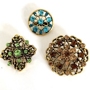 3 db Vintage BROSS az 1980-as évekből, gyönyörű elegáns strasszos kitűző, pin szövetkabátra, blúzra,  blézerre, Ékszer, Kitűző és Bross, Kitűző, Ékszerkészítés, Meska