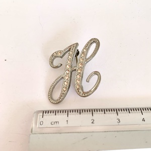 Vintage BROSS az 1980-as évekből, gyönyörű elegáns strasszos kitűző, pin szövetkabátra, blúzra,  blézerre - ékszer - kitűző és bross - kitűző - Meska.hu