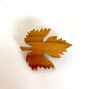 Vintage falevél BROSS az 1980-as évekből, hangulatos régi fa kitűző, pin szövetkabátra, blúzra,  blézerre fából - Meska.hu