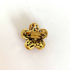 Vintage csillogó kis BROSS az 1990-es évekből, gyönyörű elegáns strasszos kitűző, pin szövetkabátra, blúzra,  blézerre - ékszer - kitűző és bross - kitűző - Meska.hu