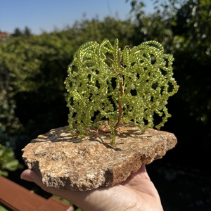 Fa ásványból, Bonsai kristály Ékszerfa szerencsefa, életfa, pénzfa, kristályfa zöld peridot kvarc kövekből drágakő fa - otthon & életmód - dekoráció - asztal és polc dekoráció - gyöngyfa, ásványfa - Meska.hu