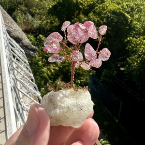 Mini Bonsai Rózsakvarc Ékszerfa szerencsefa, életfa, pénzfa, kristályfa rózsa kvarc kövekből drágakő fa - otthon & életmód - dekoráció - asztal és polc dekoráció - gyöngyfa, ásványfa - Meska.hu