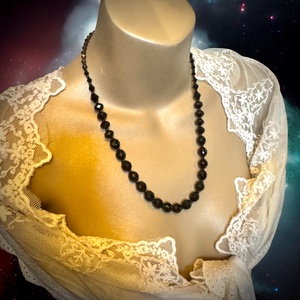 Csillogó fekete minőségi üveggyöngy nyakék, vintage muránói olasz nyaklánc, csodás régi ékszer, retro üveg nyakék - ékszer - kitűző és bross - kitűző - Meska.hu