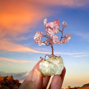 Mini Bonsai Rózsakvarc Ékszerfa szerencsefa, életfa, pénzfa, kristályfa rózsa kvarc kövekből drágakő fa - Meska.hu