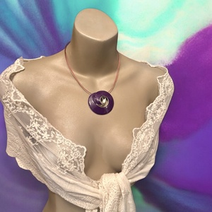Lila olasz 52 cm-es vintage nyaklánc 1980-as évekből, ibolya szerű hibátlan minőségi ékszer, retro nyakék lila Necklace, Ékszer, Nyaklánc, Medálos nyaklánc, Gyöngyfűzés, gyöngyhímzés, Ékszerkészítés, MESKA