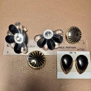 3 pár Vintage nagy fülbevaló, régi KLIPSZ az 1960/70-es évekből, gyönyörű  retro ékszer, színes fülbevaló - ékszer - fülbevaló - klipsz - Meska.hu