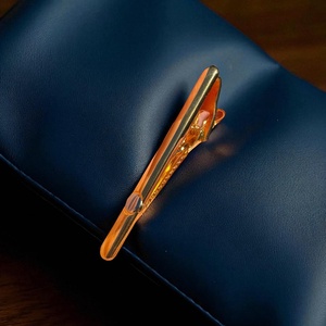 Retro nyakkendő csipesz, régi nyakkendőtű, klasszikus férfi ékszer fémből, elegáns férfi ékszer, régi nyakkendő dísz, Ékszer, Mandzsettagomb és Nyakkendőtű, Ékszerkészítés, MESKA