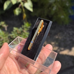 Retro nyakkendő csipesz, régi nyakkendőtű, klasszikus férfi ékszer fémből, elegáns férfi ékszer, régi nyakkendő dísz - ékszer - mandzsettagomb és nyakkendőtű - Meska.hu