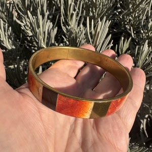 Színes hippi vintage réz karperec a 70-es évekből  eredeti retró bohém ékszer gyűjtőknek és egyedi stílus kedvelőknek - Meska.hu