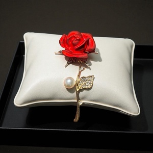 Vintage BROSS az 1980-as évekből, gyönyörű elegáns strasszos kitűző, pin szövetkabátra, blúzra,  blézerre, Ékszer, Kitűző és Bross, Ékszerkészítés, MESKA