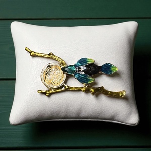 Madár Vintage BROSS az 1980-as évekből, gyönyörű elegáns strasszos kitűző, pin szövetkabátra, blúzra,  blézerre, Ékszer, Kitűző és Bross, Ékszerkészítés, MESKA