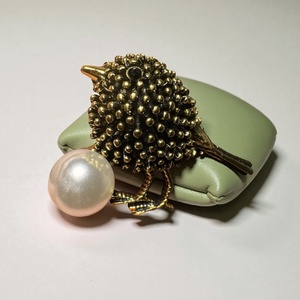 Madár Vintage BROSS az 1980-as évekből, gyönyörű elegáns strasszos kitűző, pin szövetkabátra, blúzra,  blézerre, Ékszer, Kitűző és Bross, Ékszerkészítés, MESKA