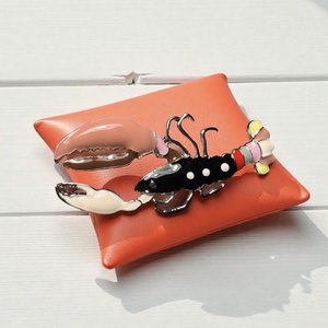 Homár Vintage BROSS az 1980-as évekből, gyönyörű elegáns strasszos kitűző, pin szövetkabátra, blúzra,  blézerre - ékszer - kitűző és bross - Meska.hu