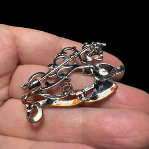 Szarvas Vintage BROSS az 1980-as évekből, gyönyörű elegáns strasszos kitűző, pin szövetkabátra, blúzra,  blézerre - ékszer - kitűző és bross - Meska.hu