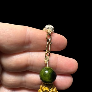 Retro kerámia nyaklánc szép feltűnő zöld, bézs és aranyfestett szemekből, vintage kerámia nyakék - ékszer - nyaklánc - bogyós nyaklánc - Meska.hu