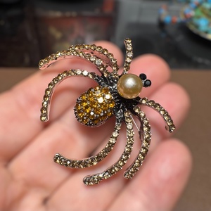 Pók Vintage BROSS az 1980-as évekből, gyönyörű elegáns strasszos kitűző, pin szövetkabátra, blúzra,  blézerre, Ékszer, Kitűző és Bross, Ékszerkészítés, MESKA