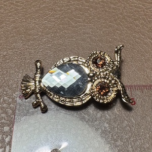 Bagoly madár Vintage BROSS az 1980-as évekből, gyönyörű elegáns strasszos kitűző, pin szövetkabátra, blúzra,  blézerre - ékszer - kitűző és bross - Meska.hu