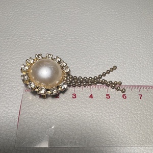 Vintage BROSS az 1980-as évekből, gyönyörű elegáns strasszos kitűző, pin szövetkabátra, blúzra,  blézerre retro kitűző - ékszer - kitűző és bross - Meska.hu