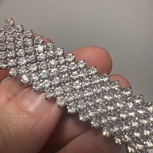 Vintage BROSS az 1980-as évekből, gyönyörű elegáns strasszos kitűző, pin szövetkabátra, blúzra,  blézerre retro kitűző - ékszer - kitűző és bross - Meska.hu