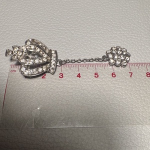 Vintage BROSS az 1980-as évekből, gyönyörű elegáns strasszos kitűző, pin szövetkabátra, blúzra,  blézerre retro kitűző - ékszer - kitűző és bross - Meska.hu