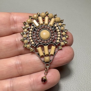 Vintage BROSS az 1980-as évekből, gyönyörű elegáns strasszos kitűző, pin szövetkabátra, blúzra,  blézerre retro kitűző - ékszer - kitűző és bross - Meska.hu