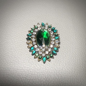 Vintage BROSS az 1980-as évekből, gyönyörű elegáns strasszos kitűző, pin szövetkabátra, blúzra,  blézerre retro kitűző - ékszer - kitűző és bross - Meska.hu