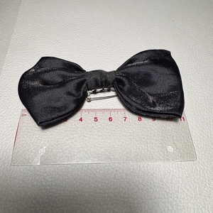 Vintage BROSS az 1980-as évekből, gyönyörű elegáns strasszos kitűző, pin szövetkabátra, blúzra,  blézerre retro kitűző - ékszer - kitűző és bross - Meska.hu