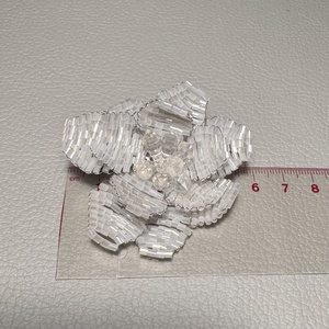 Vintage BROSS az 1980-as évekből, gyönyörű elegáns strasszos kitűző, pin szövetkabátra, blúzra,  blézerre retro kitűző - ékszer - kitűző és bross - Meska.hu