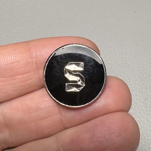 Vintage BROSS az 1980-as évekből, gyönyörű elegáns strasszos kitűző, pin szövetkabátra, blúzra,  blézerre retro kitűző - ékszer - kitűző és bross - Meska.hu