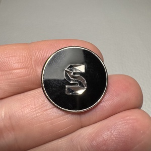 Vintage BROSS az 1980-as évekből, gyönyörű elegáns strasszos kitűző, pin szövetkabátra, blúzra,  blézerre retro kitűző - Meska.hu