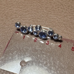 Vintage BROSS az 1980-as évekből, gyönyörű elegáns strasszos kitűző, pin szövetkabátra, blúzra,  blézerre retro kitűző - ékszer - kitűző és bross - Meska.hu