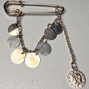 Pulóver összefogó retro BROSS az 1980-as évekből, gyönyörű elegáns strasszos kitűző, pin szövetkabátra, blúzra - ékszer - kitűző és bross - Meska.hu