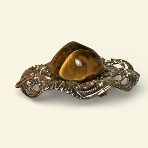 Tigrisszem BROSS az 1980-as évekből, gyönyörű elegáns kitűző, pin szövetkabátra, blúzra,  blézerre retro kitűző - ékszer - kitűző és bross - Meska.hu