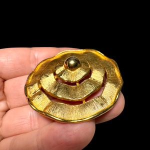 Vintage BROSS az 1980-as évekből, gyönyörű elegáns aranyozott kitűző, pin szövetkabátra, blúzra,  blézerre retro kitűző, Ékszer, Kitűző és Bross, Ékszerkészítés, MESKA