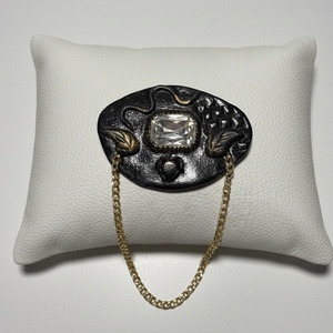 Vintage BROSS az 1980-as évekből, gyönyörű elegáns strasszos kitűző, pin szövetkabátra, blúzra,  blézerre retro kitűző - ékszer - kitűző és bross - Meska.hu