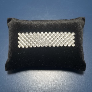 Vintage BROSS az 1980-as évekből, gyönyörű elegáns strasszos kitűző, pin szövetkabátra, blúzra,  blézerre retro kitűző - ékszer - kitűző és bross - Meska.hu