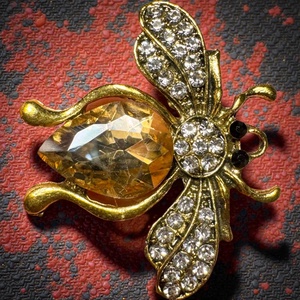 Retro BROSS az 1980-as évekből, gyönyörű elegáns strasszos kitűző, pin szövetkabátra, blúzra,  blézerre szép kitűző, Ékszer, Kitűző és Bross, Ékszerkészítés, MESKA